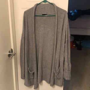 Long sleeve gray cardigan
